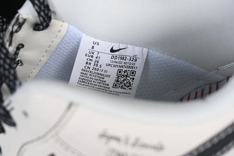 All categories Nk Air Force 1 Air Force series Nk Air Force 1 Low Air Force low-top Nike Air Force 1'07 Low Stussy co-branded classic white and black Air Force 1 low-top casual sneakers DD1982-329